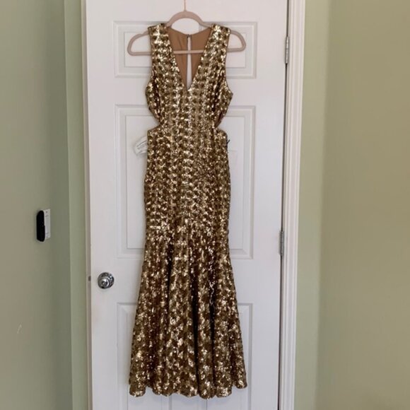 fame and partners gold dress Gold Sweetheart Beaded Sparkles Court Train Flowers Prom Dresses main image 0